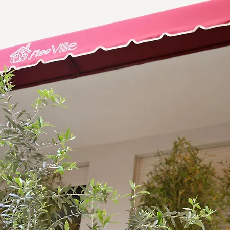 Apartamento Fleeville Kozi 4 *
